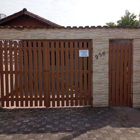 Casa em Mongaguá Exterior foto
